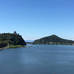 木曽川犬山城